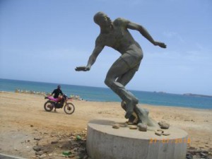 Lanceur de poids &agrave; la corniche ouest