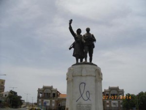 Monument en souvenir du tirailleur s&eacute;n&eacute;galais